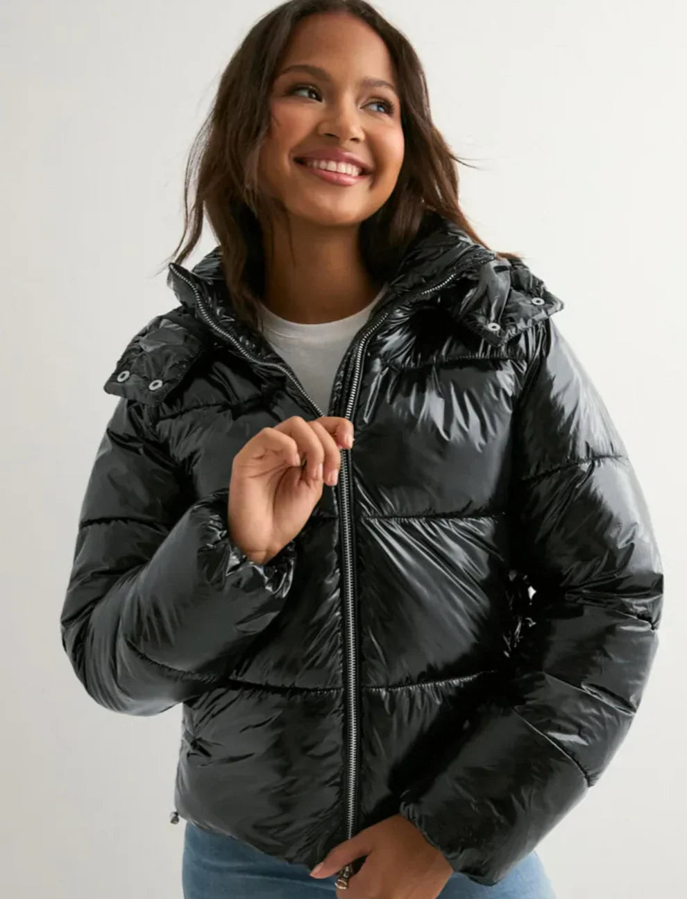 Glänzende Pufferjacke