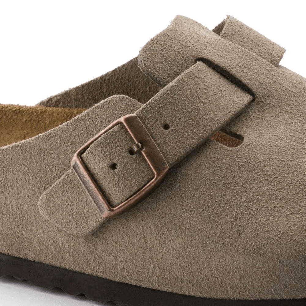 Boston Suede Taupe – Soft Footbed
